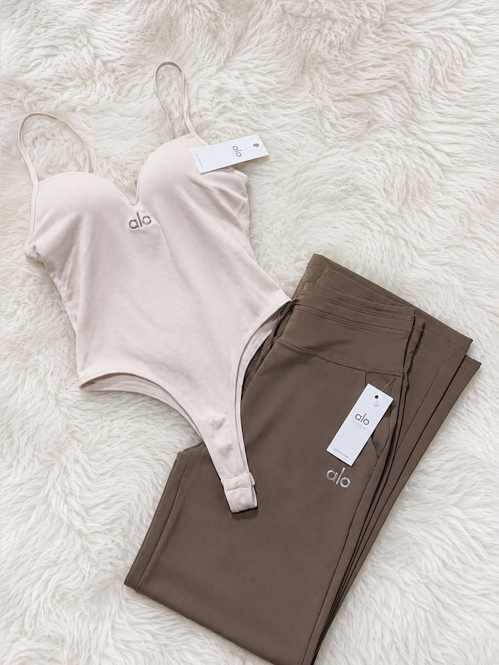 ALO Yoga Ivory Cream Bodysuit with Built-In Cups